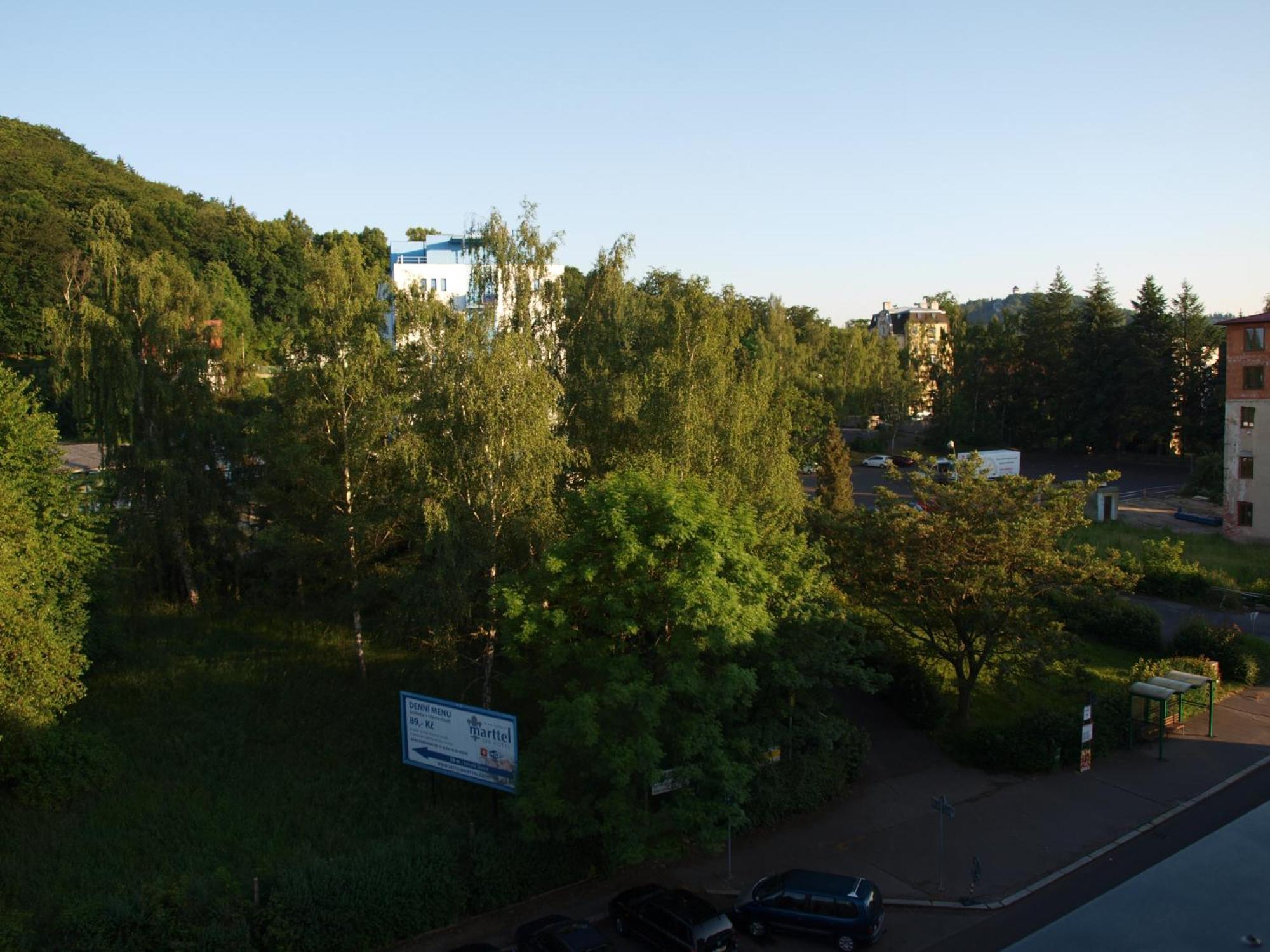 Apartman Drahovice Karlowe Wary Zewnętrze zdjęcie