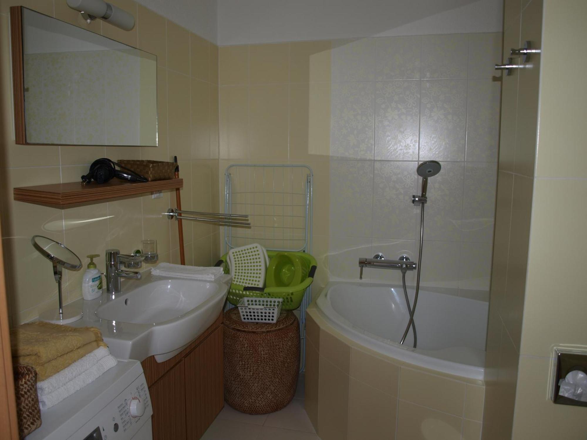 Apartman Drahovice Karlowe Wary Zewnętrze zdjęcie